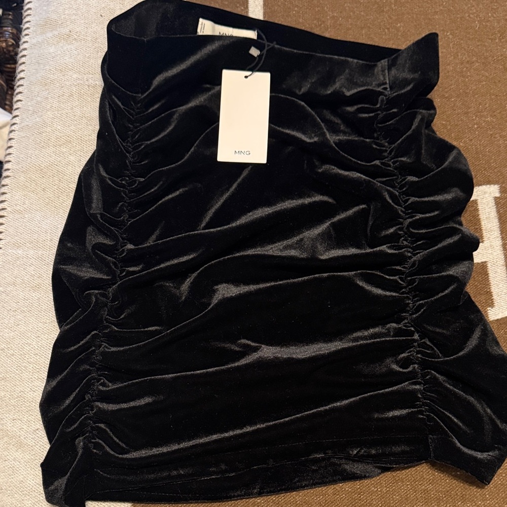 Mango Black Ruched Velvet Mini Skirt